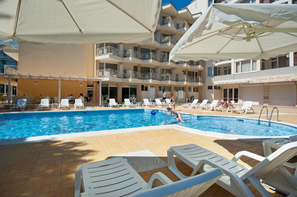 Karlovo Hotel Slăntjev Brjag Exteriör bild