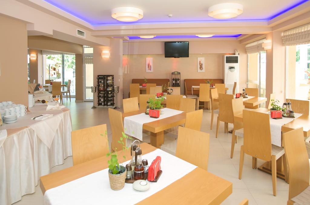 Karlovo Hotel Slăntjev Brjag Exteriör bild