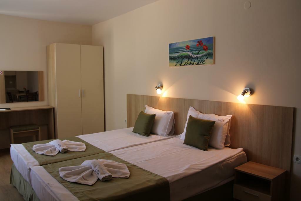 Karlovo Hotel Slăntjev Brjag Exteriör bild